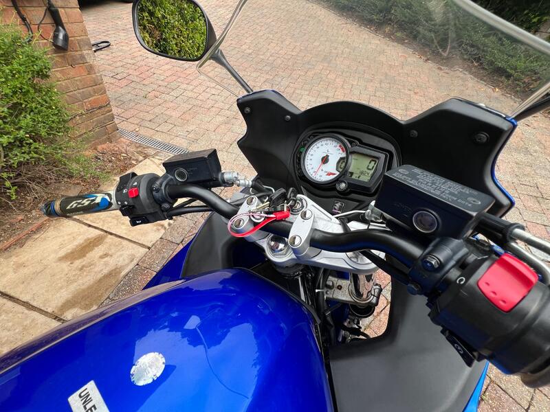 SUZUKI GSX650