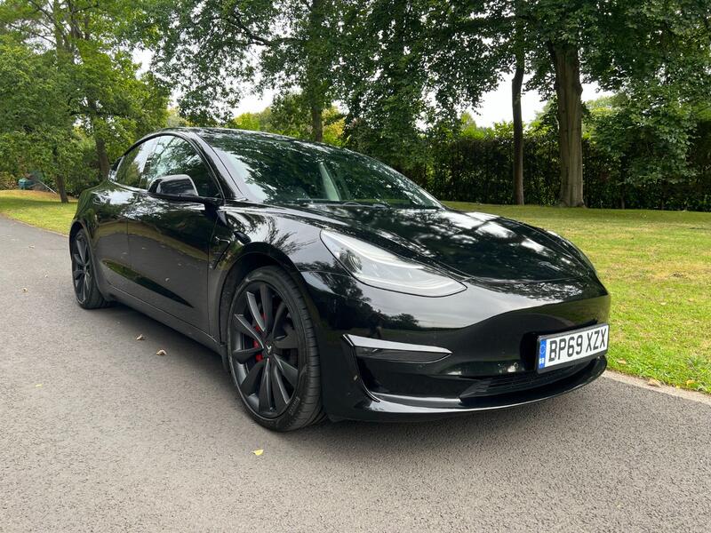 TESLA MODEL 3 (Dual Motor) Performance